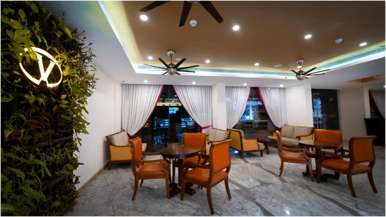 Vivin Luxury Suites Thiruvananthapuram Ngoại thất bức ảnh