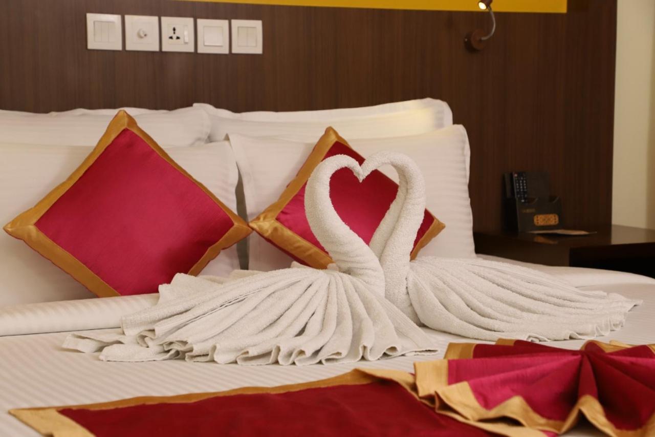 Vivin Luxury Suites Thiruvananthapuram Ngoại thất bức ảnh