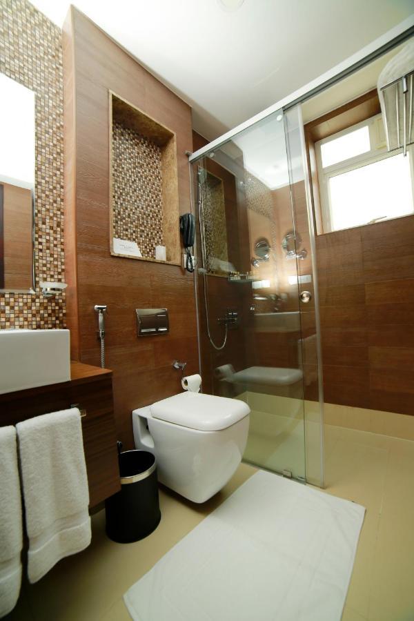 Vivin Luxury Suites Thiruvananthapuram Ngoại thất bức ảnh